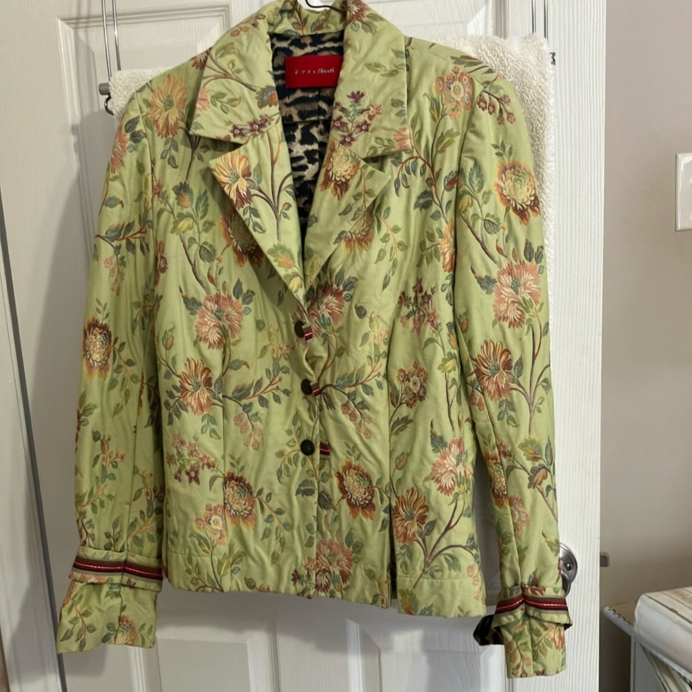 eva & claudi Green Tapestry Floral Jacket with Notched Lapel